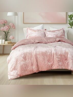 Plush Velvet Pink Comforter Set - Luxe Soft Bedding * Brand New 🆕 * So Elegant *